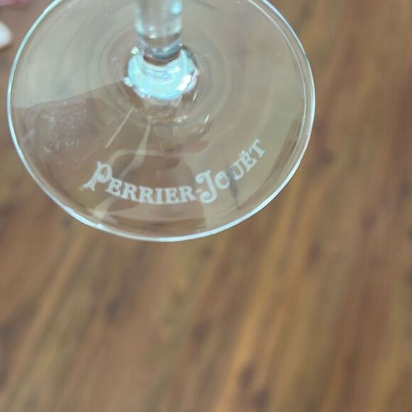 2 Perrier Jouet signature champagne flutes glasses with floral design set of two - Picture 5 of 5